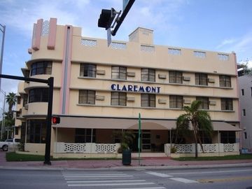 Claremont Hotel Miami Beach Exterior photo